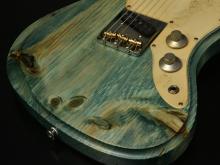 自然の木目を最大限に生かすギター 自然の木目を最大限に生かすギター